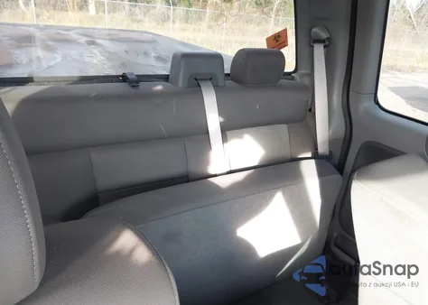 2005 Ford F-150 Lariat/Xl/Xlt from USA, damaged, VIN 1FTPX12535FA89608